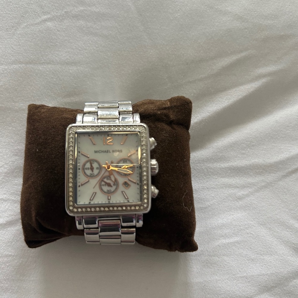 Michael Kors women’s watch silver and rose gold